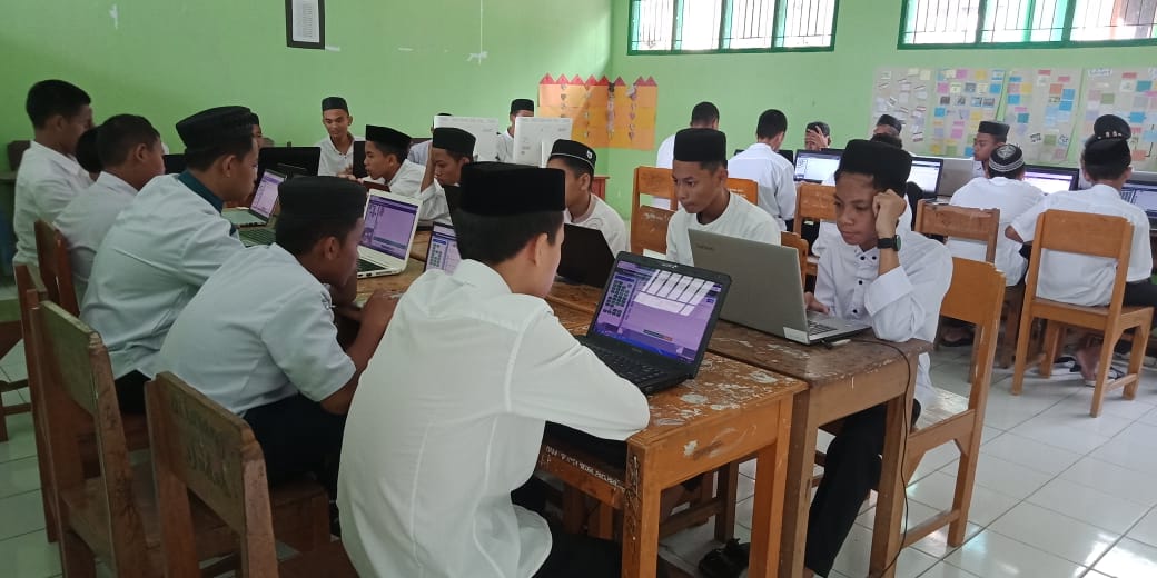 50 Soal Akidah Akhlak Kelas 10 Bab Perilaku Terpuji dan Tercela