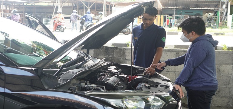 Layanan Servis Mobil Berkualitas dan Maksimal di OJC Auto Service