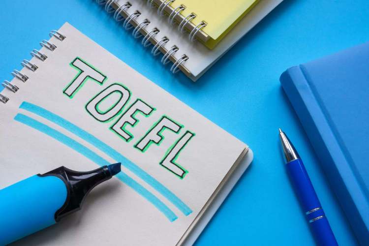 Persiapan TOEFL dengan Tutor Privat vs Belajar Mandiri, Mana Lebih Baik?